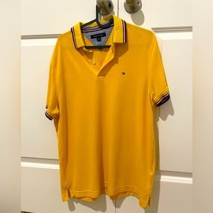 Men’s yellow Tommy Hilfiger tee